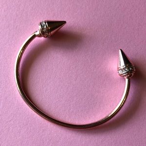 BaubleBar x Stila 💕 Rose Gold Bangle with crystals!